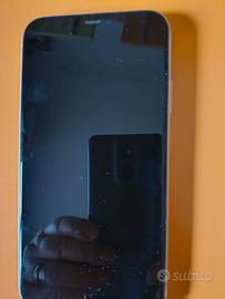 iphone11 con custodia , auricolare caricabatteria