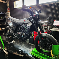 Husqvarna 701 carbon edition