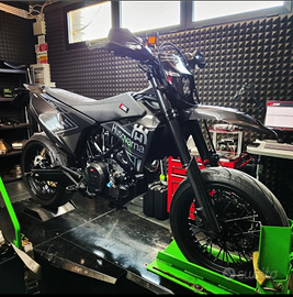 Husqvarna 701 carbon edition