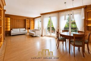 Attico / Mansarda di 290 m² con 5 locali e box aut