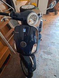 Piaggio Vespa 50 LX