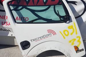 NISSAN CABSTAR F24 SPORTELLO ANTERIORE DESTRO