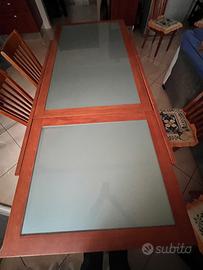 Tavolo in legno massello