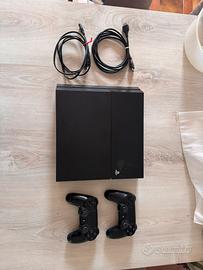 PS4 FAT con due Joystick e cavi originali
