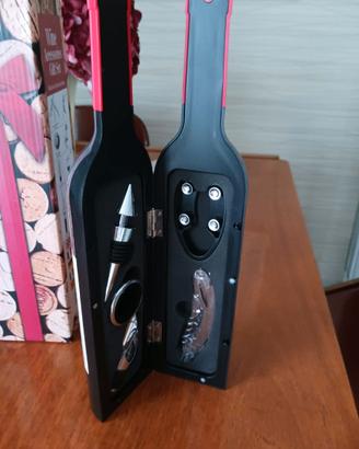 SET DI ACCESSORI DA VINO