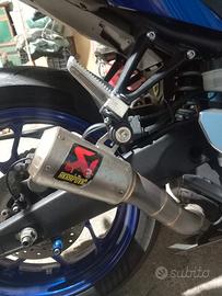 Terminale akrapovic slip on 