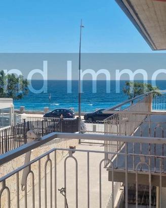 Appartamento con garage a Roccalumera