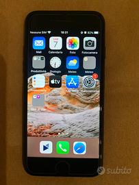 Iphone 7 32 gb nero con cover power bank da 3200 a