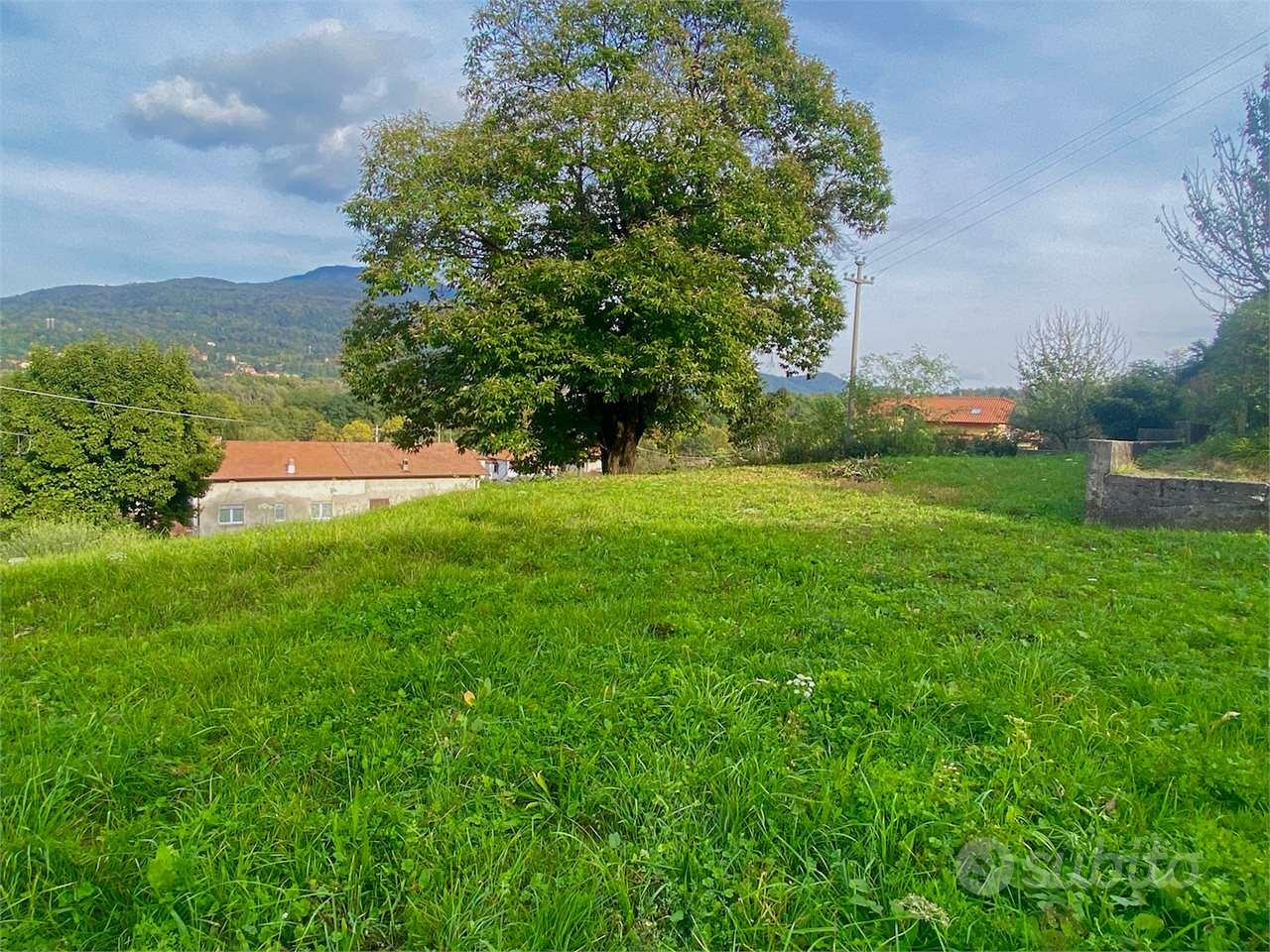 Terreno Edificabile a Besozzo - Vista 2