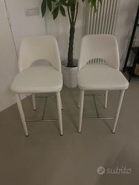 2 sgabelli in vera pelle
