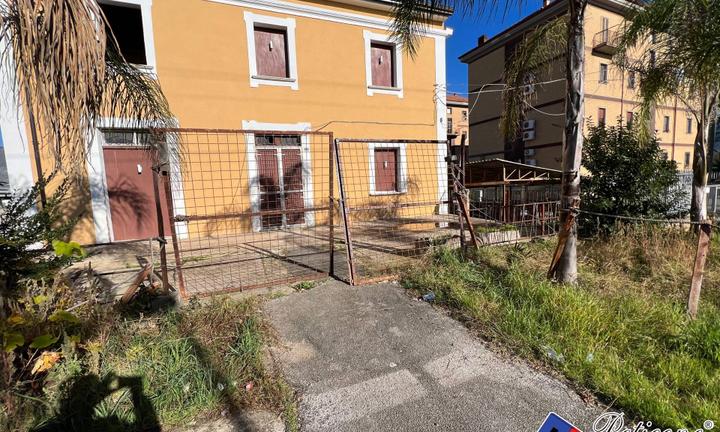 Stabile Palazzo - Fondi