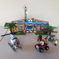 Lego City 4440 - Stazione di Polizia forestale