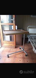 Tavolino per letto da ospedale
