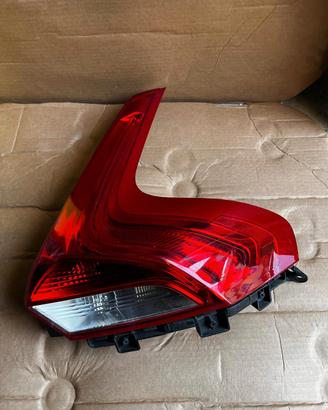fanale stop posteriore destro Volvo V40 