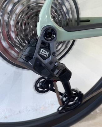 Cube  nuroad gravel