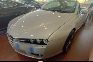 Alfa Romeo Spider 3.2 JTS V6