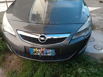 OPEL ASTRA 1.700 2012 