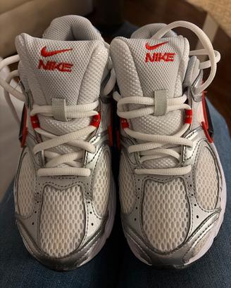 Nike V5 RNR