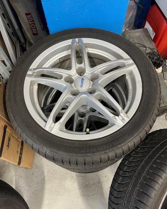 Cerchi Alutech con gomme invernali