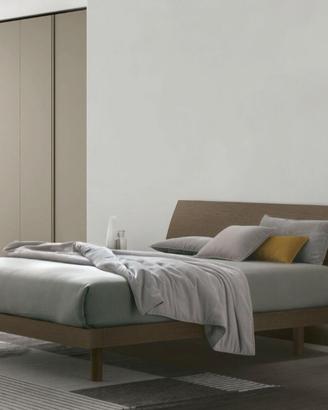 Letto matrimoniale+ 2comodini+cassettiera 