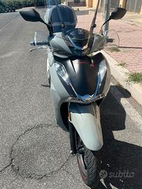 Honda sh 350 sport