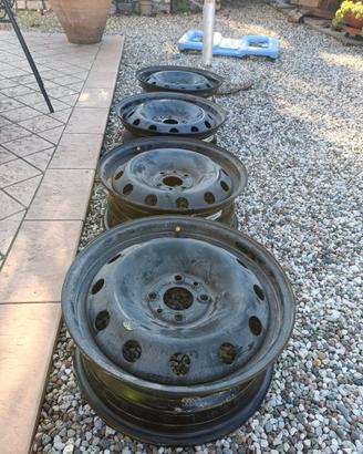 CERCHI IN FERRO FIAT 6J X 15 H2 / PANDA PUNTO IDEA