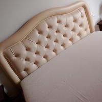 letto in ecopelle a cassettone 