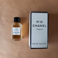 Profumo Chanel № 19 Mini. Vintage anni 70