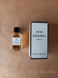 Profumo Chanel № 19 Mini. Vintage anni 70