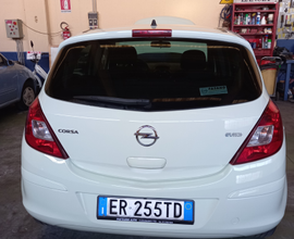 Opel corsa GPL neopatentati