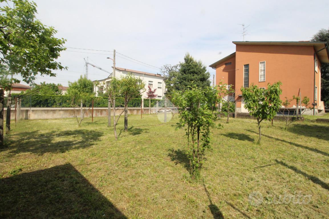 TER. RESIDENZIALE A MANERBIO - Vista 2