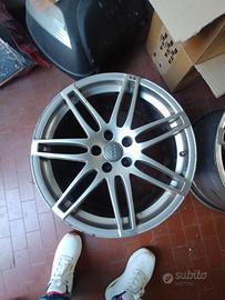 Cerchi in lega per Audi 255/19