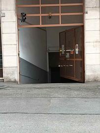Zona ovest box auto