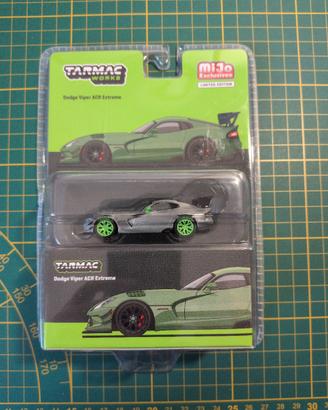 Tarmac Works Chase dodge viper