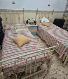 2 Strutture letto in ferro battuto