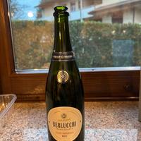 Bottiglie da vino pesanti e pulite