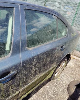 Porta posteriore sinistra SKODA OCTAVIA del 2006