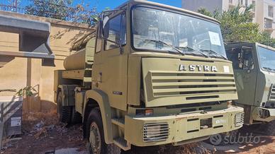 Camion Cisterna Astra Acm90