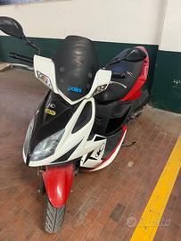 Scooter  kymco super 8