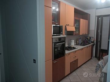 cucina lineare 4 mt come da foto