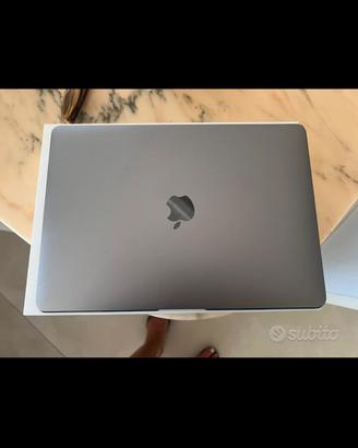 Apple mcbook air