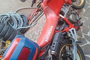 Honda Dominator 