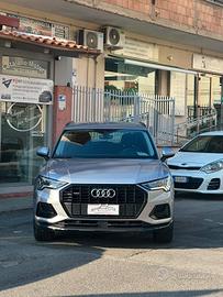 Audi Q3 40 TDI quattro S tronic Business Advanced