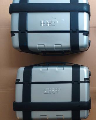Valigie laterali Givi Trekker Monokey TRK 33 e 46