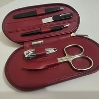 Set manicure con 5 accessori 