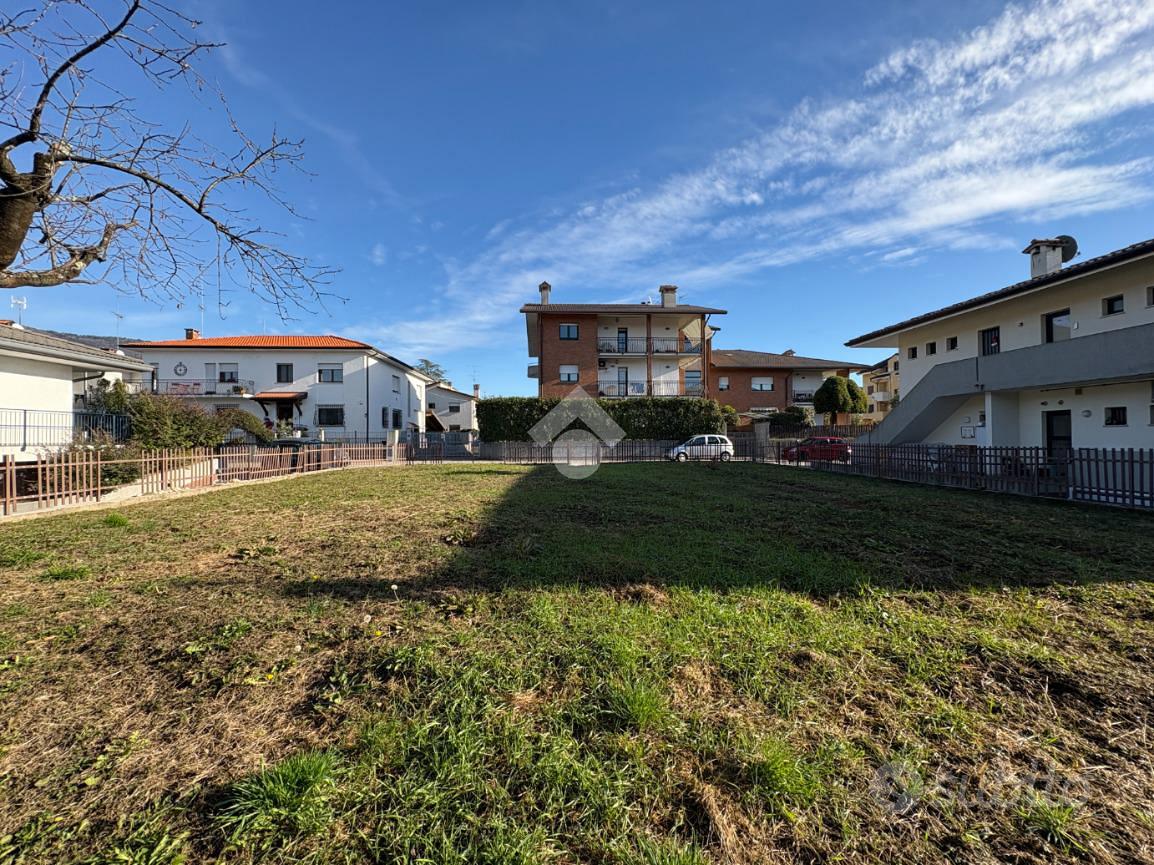 TER. RESIDENZIALE A TARCENTO - Vista 4
