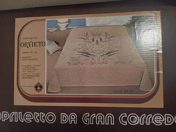 Copriletto matrimoniale. Candotex. mai usato