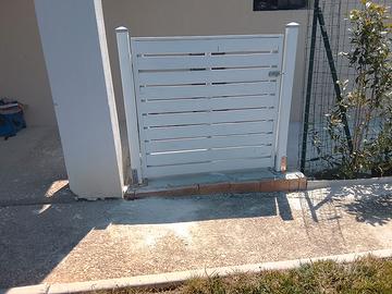 Cancelletto cancello da giardino in legno grezzo