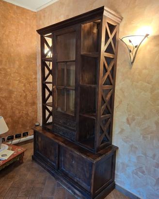 Credenza in legno massello