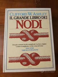 IL GRANDE LIBRO SUI NODI